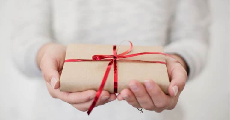 10 Thoughtful, Affordable Hostess Gift Ideas